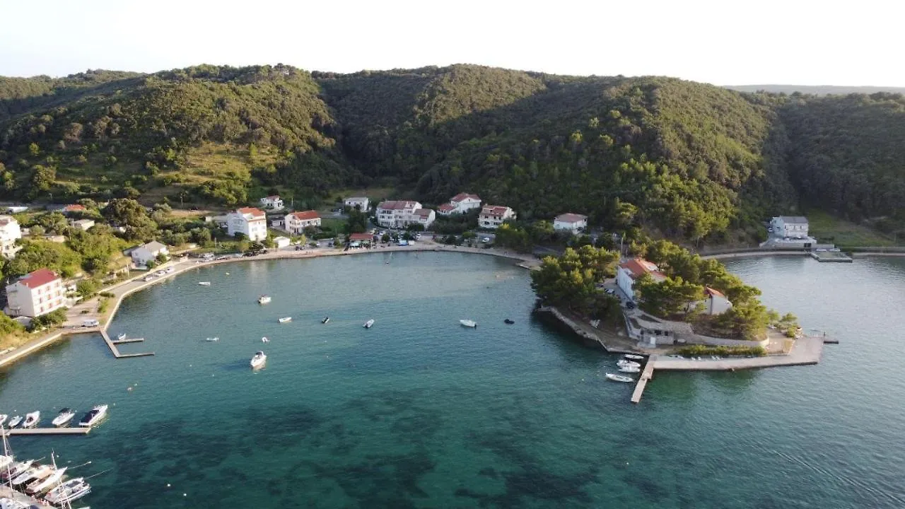 Apartmani Sara Supetarska Draga 0*,