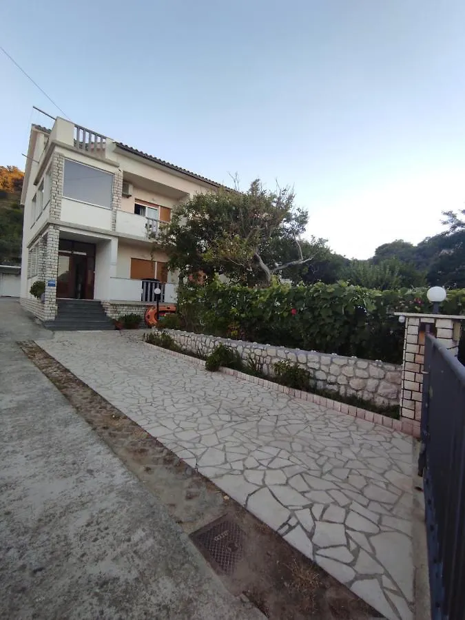 Apartmani Sara Supetarska Draga 0*,